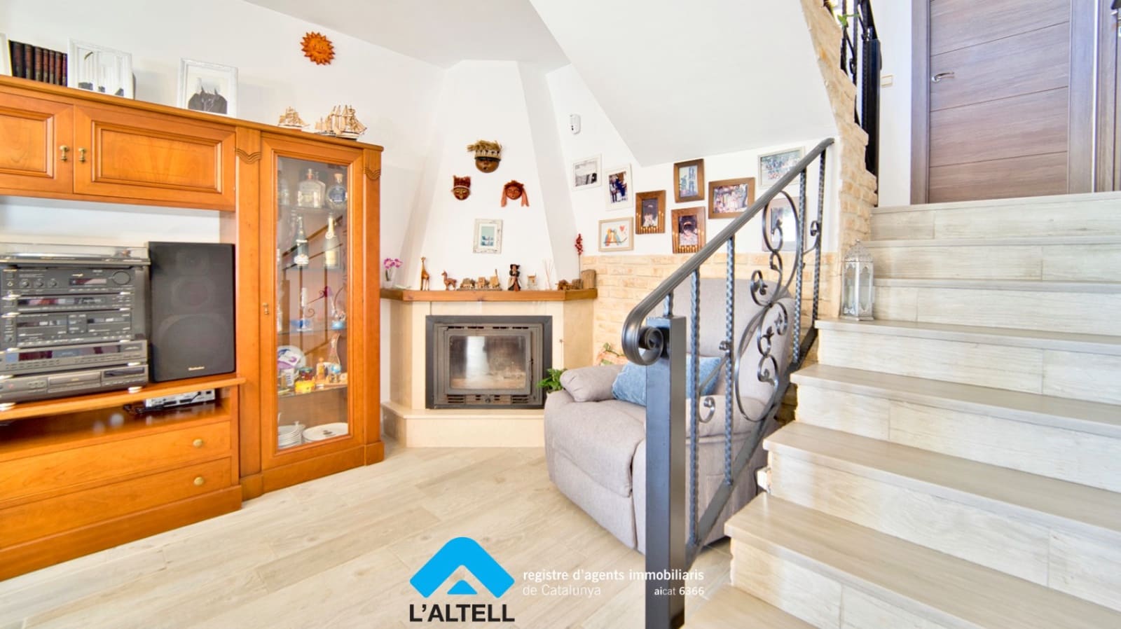 4 soverom Villa til salgs i L'Ametlla del Valles med svømmebasseng garasje - € 448 000 (Ref: 9443659)