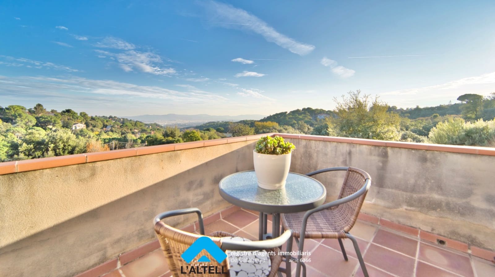 4 soverom Villa til salgs i L'Ametlla del Valles med svømmebasseng garasje - € 448 000 (Ref: 9443659)