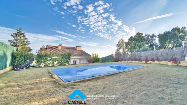 4 soverom Villa til salgs i L'Ametlla del Vallès med svømmebasseng garasje - € 448 000 (Ref: 9443659)