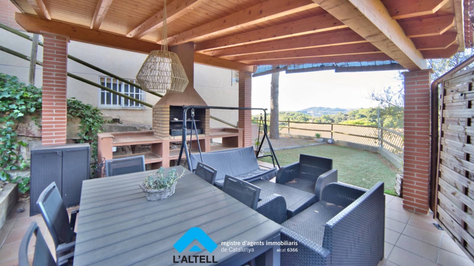 5 sovrum Villa till salu i L'Ametlla del Valles med garage - 545 000 € (Ref: 9444897)