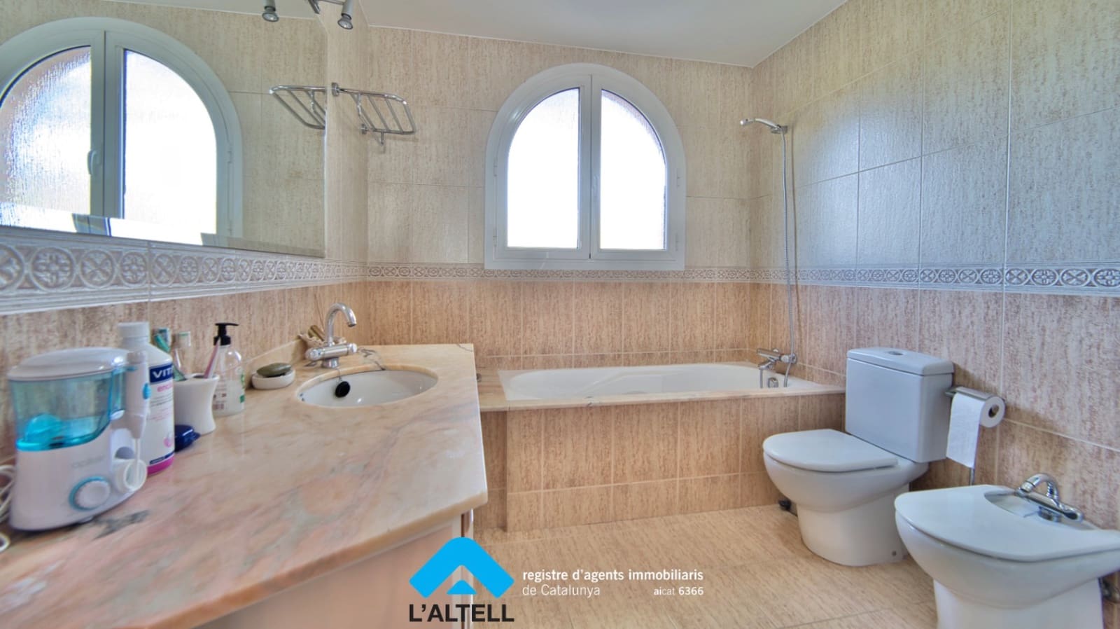 5 sovrum Villa till salu i L'Ametlla del Valles med garage - 545 000 € (Ref: 9444897)