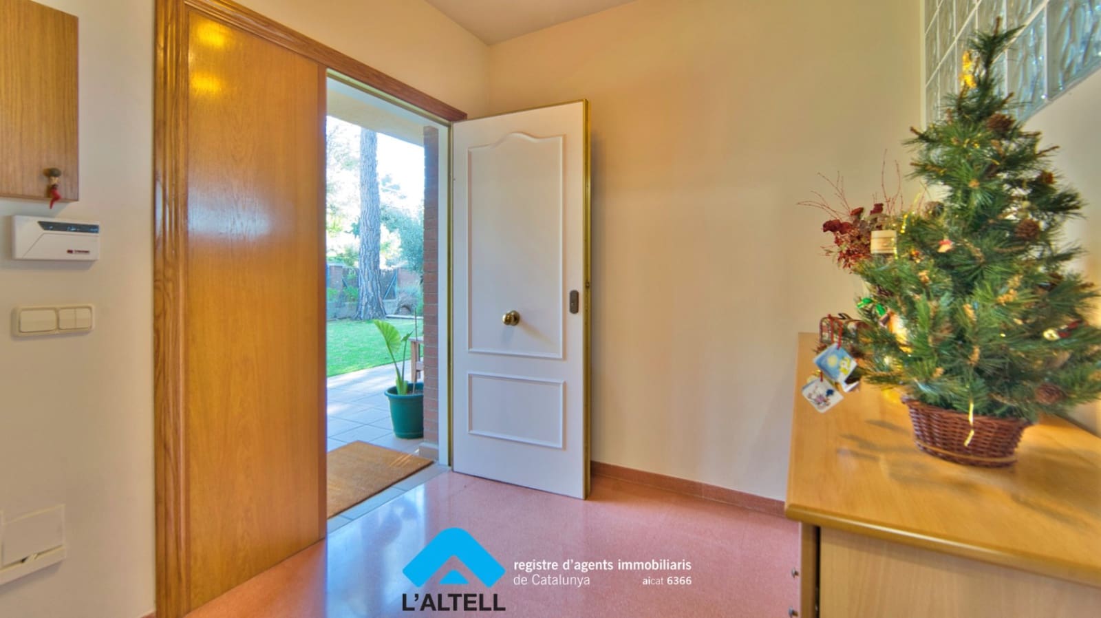 5 sovrum Villa till salu i L'Ametlla del Valles med garage - 545 000 € (Ref: 9444897)