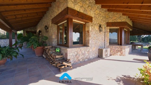 Finca/Casa Rural de 5 habitaciones en L'Ametlla del Vallès en alquiler - 5.000 € (Ref: 9521824)