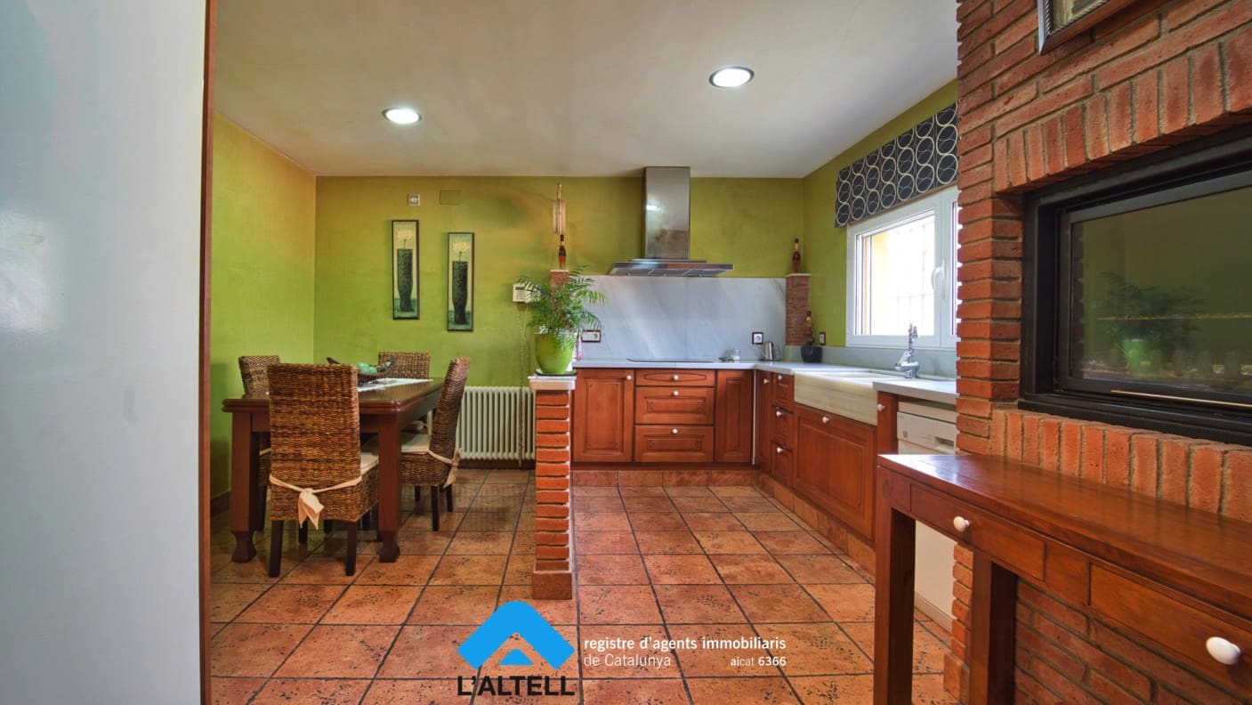 5 Zimmer Bungalow zu verkaufen in L'Ametlla del Valles mit Pool Garage - 595.000 € (Ref: 9524833)