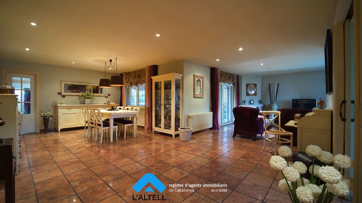 5 Zimmer Bungalow zu verkaufen in L'Ametlla del Valles mit Pool Garage - 595.000 € (Ref: 9524833)