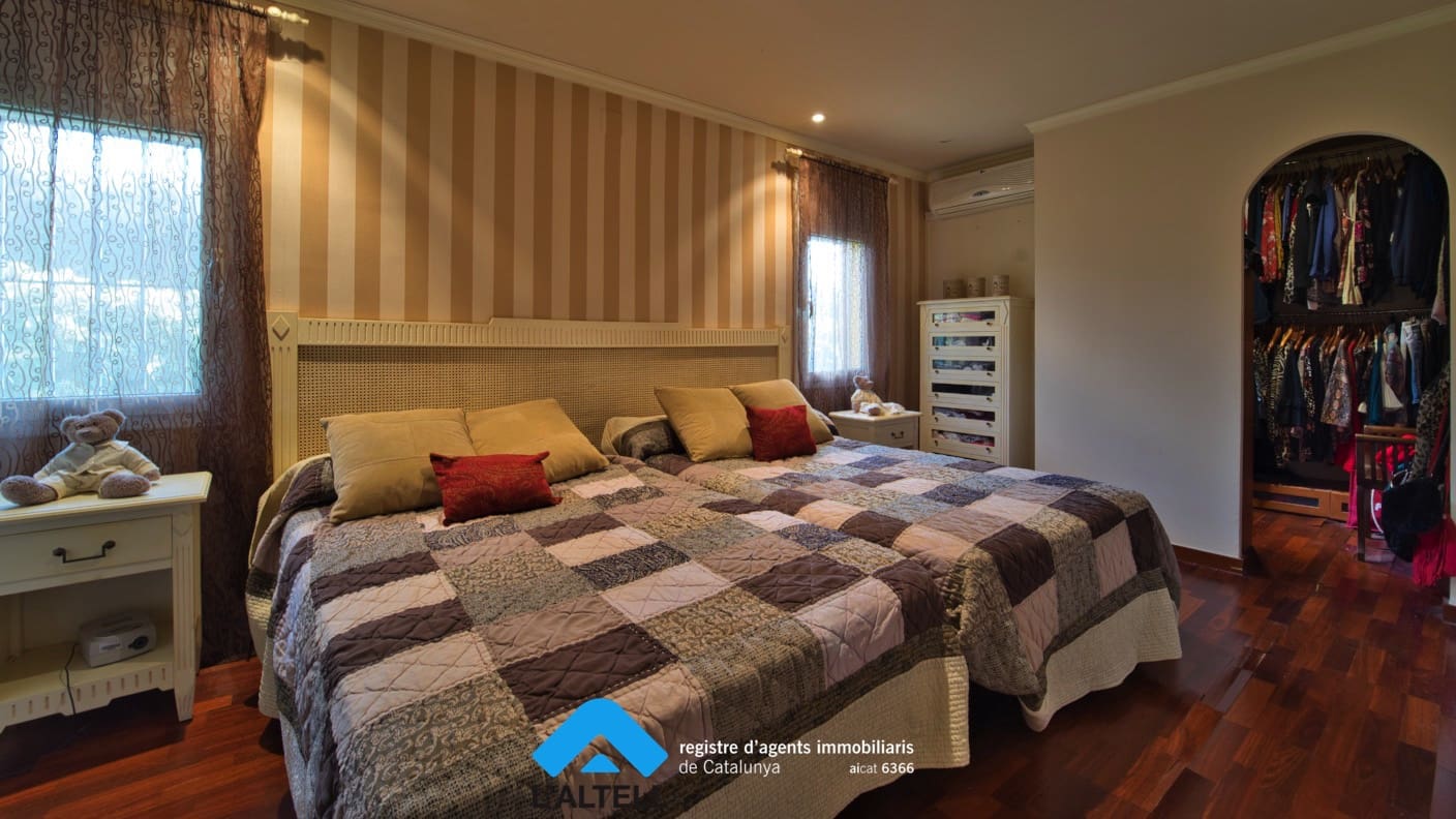 5 Zimmer Bungalow zu verkaufen in L'Ametlla del Valles mit Pool Garage - 595.000 € (Ref: 9524833)