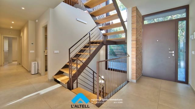 5 slaapkamer Villa te koop in La Garriga met zwembad garage - € 1.295.000 (Ref: 9535265)