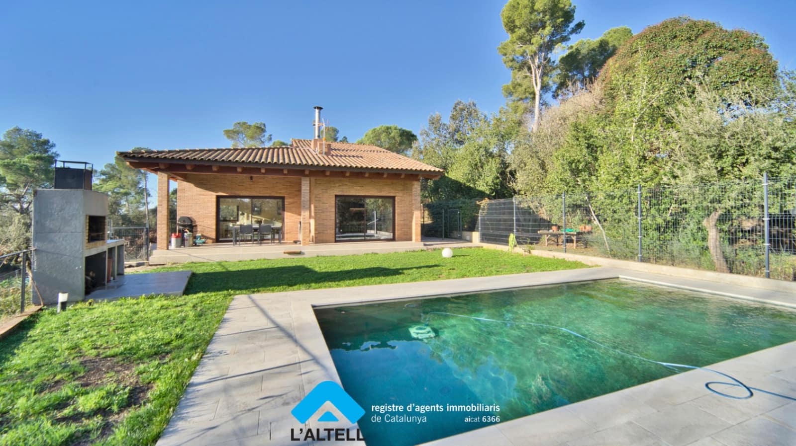 5 slaapkamer Villa te koop in La Garriga met zwembad garage - € 1.295.000 (Ref: 9535265)