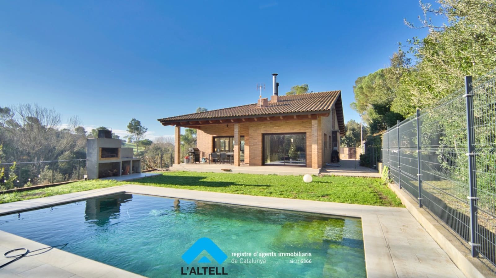 5 slaapkamer Villa te koop in La Garriga met zwembad garage - € 1.295.000 (Ref: 9535265)