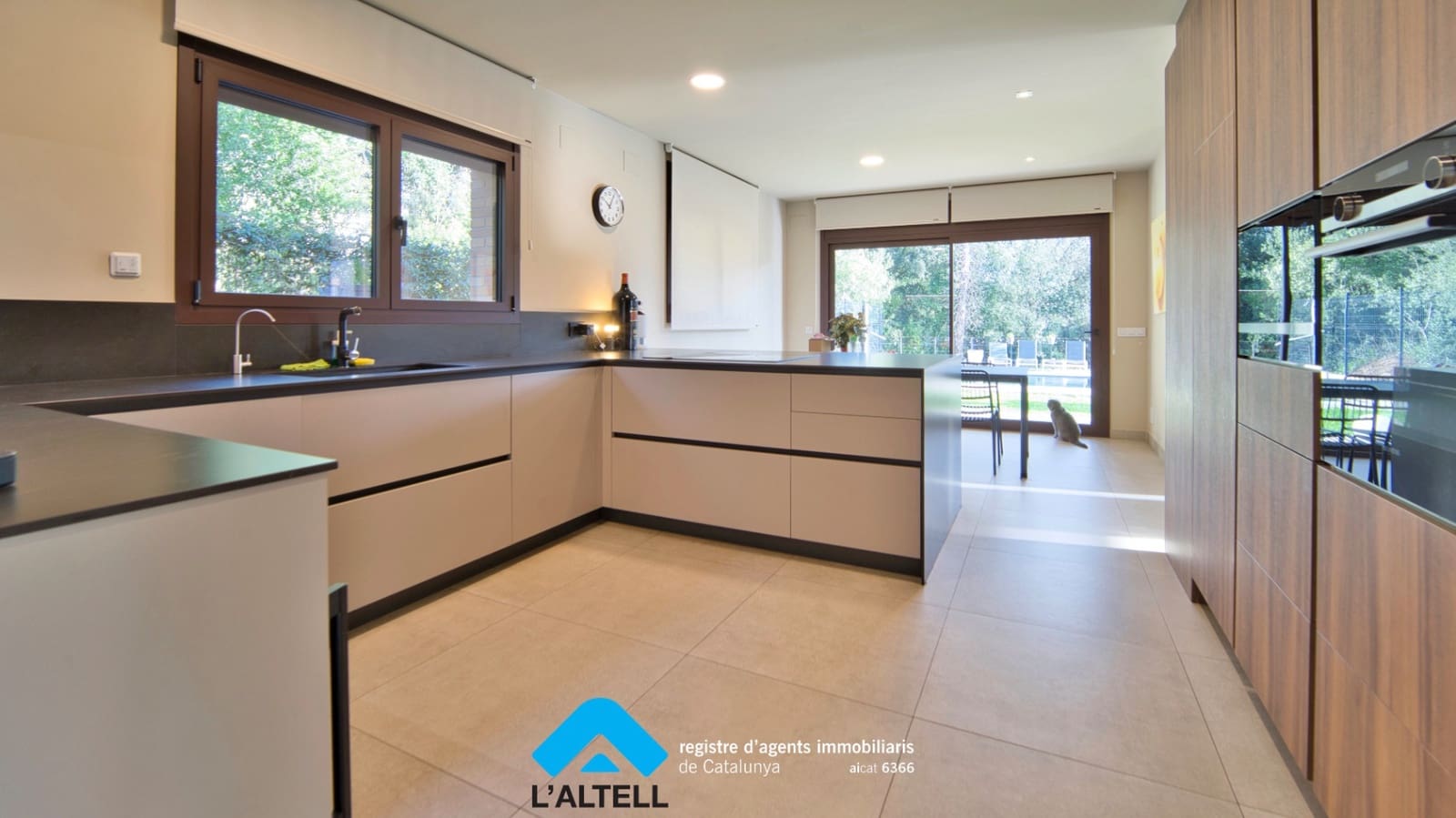 5 slaapkamer Villa te koop in La Garriga met zwembad garage - € 1.295.000 (Ref: 9535265)