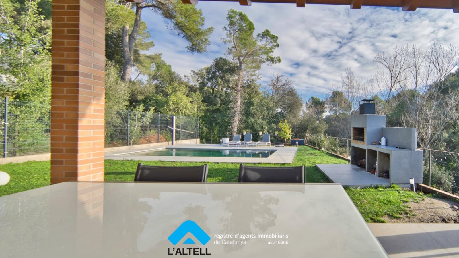 5 slaapkamer Villa te koop in La Garriga met zwembad garage - € 1.295.000 (Ref: 9535265)