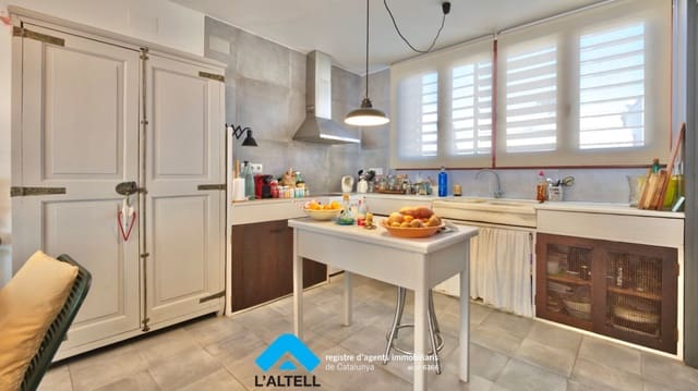 2 quarto Apartamento para venda em L'Ametlla del Vallès com garagem - 295 000 € (Ref: 9801470)