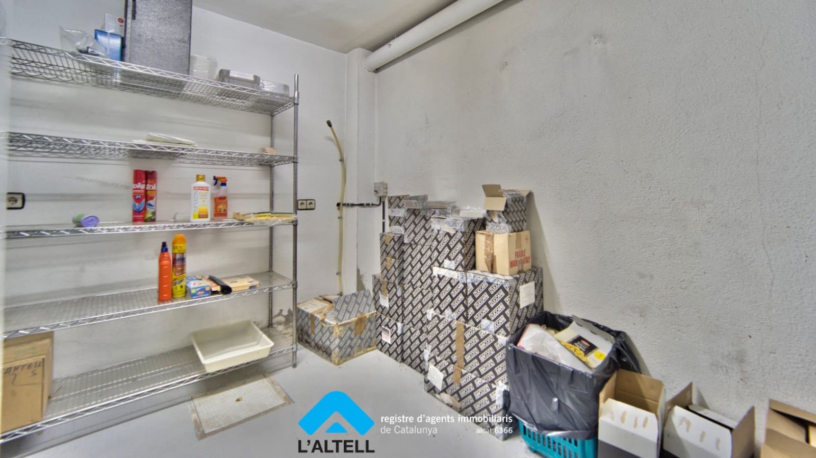 4 makuuhuone Huvila myytävänä paikassa L'Ametlla del Valles mukana uima-altaan 
autotalli - 599 000 € (Ref: 9804839)