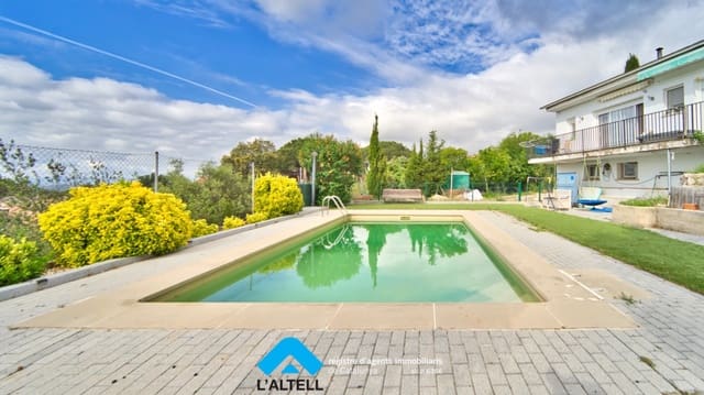 3 bedroom Villa for sale in L'Ametlla del Vallès with pool - € 550,000 (Ref: 9821178)