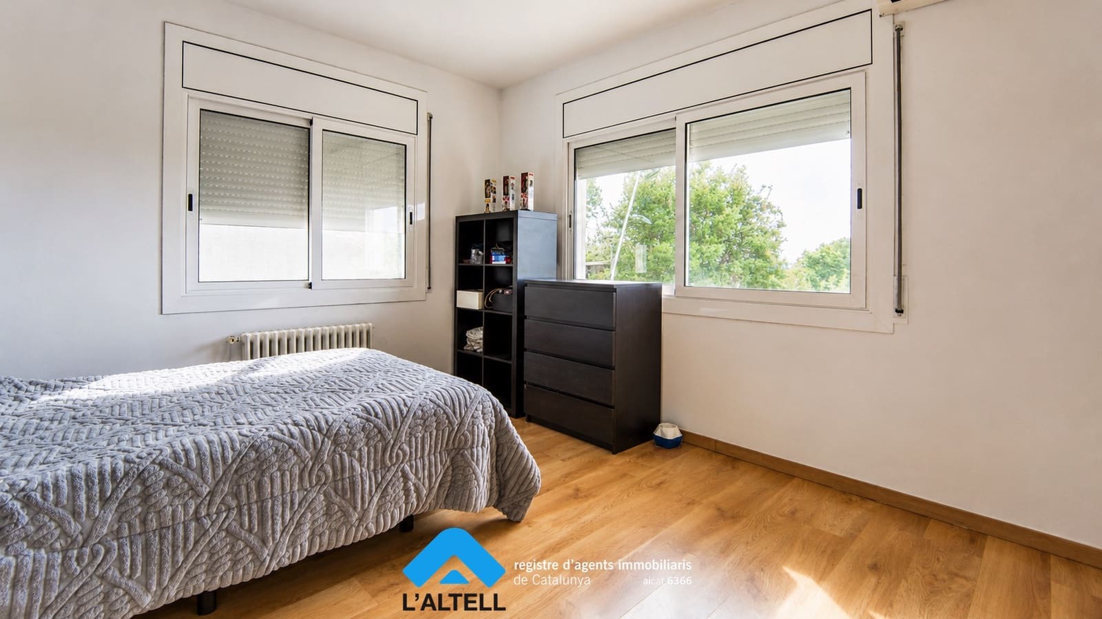 3 bedroom Villa for sale in L'Ametlla del Valles with pool - € 550,000 (Ref: 9821178)