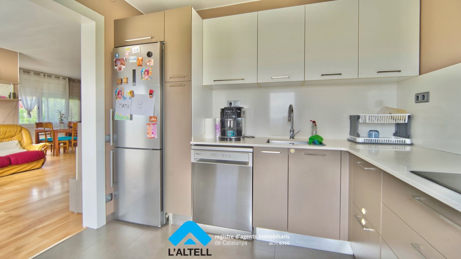 3 bedroom Villa for sale in L'Ametlla del Valles with pool - € 550,000 (Ref: 9821178)