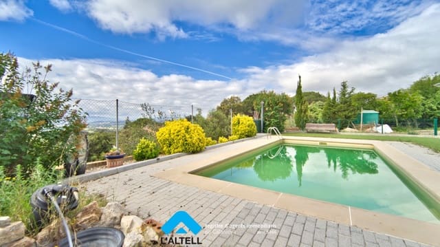 3 bedroom Villa for sale in L'Ametlla del Vallès with pool - € 550,000 (Ref: 9821178)