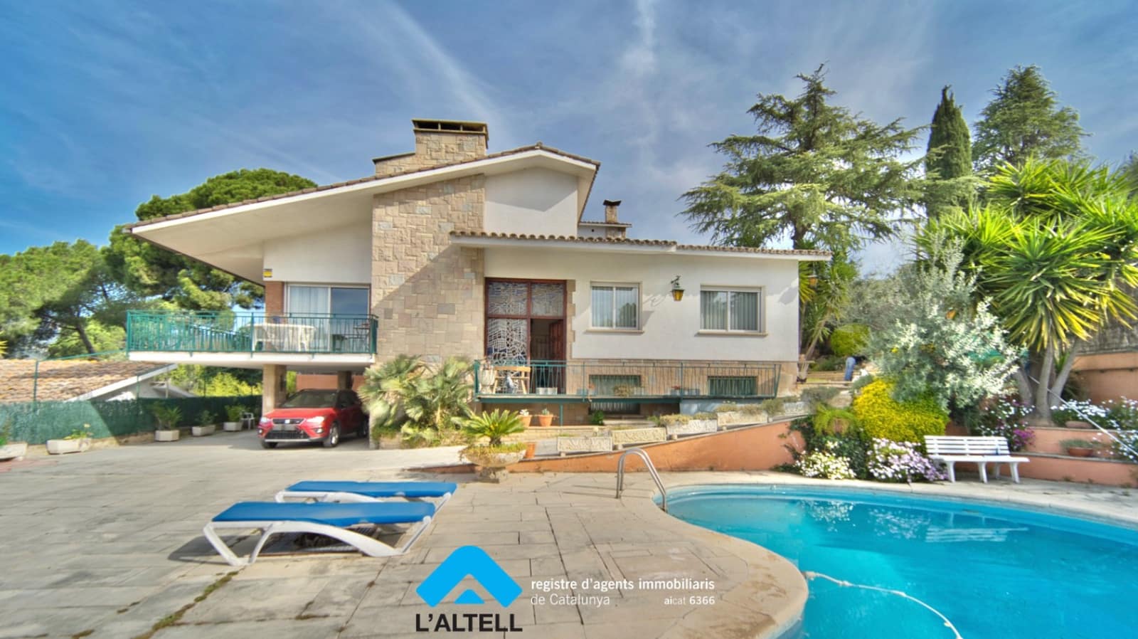 4 bedroom Villa for sale in La Garriga with pool garage - € 750,000 (Ref: 9858275)
