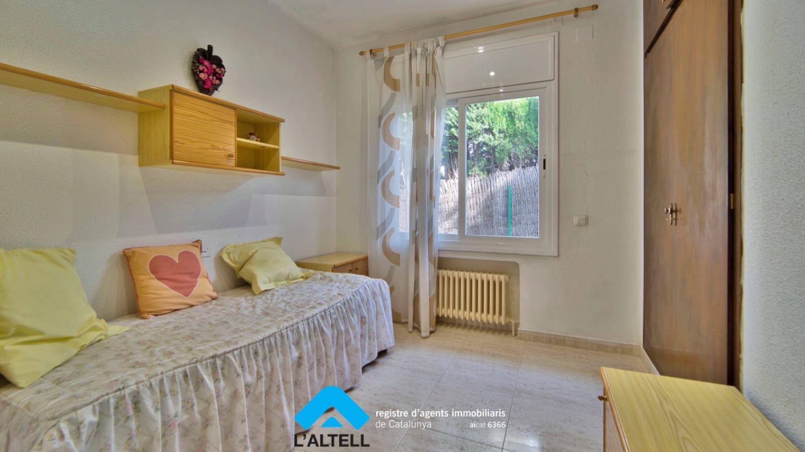 4 bedroom Villa for sale in La Garriga with pool garage - € 750,000 (Ref: 9858275)