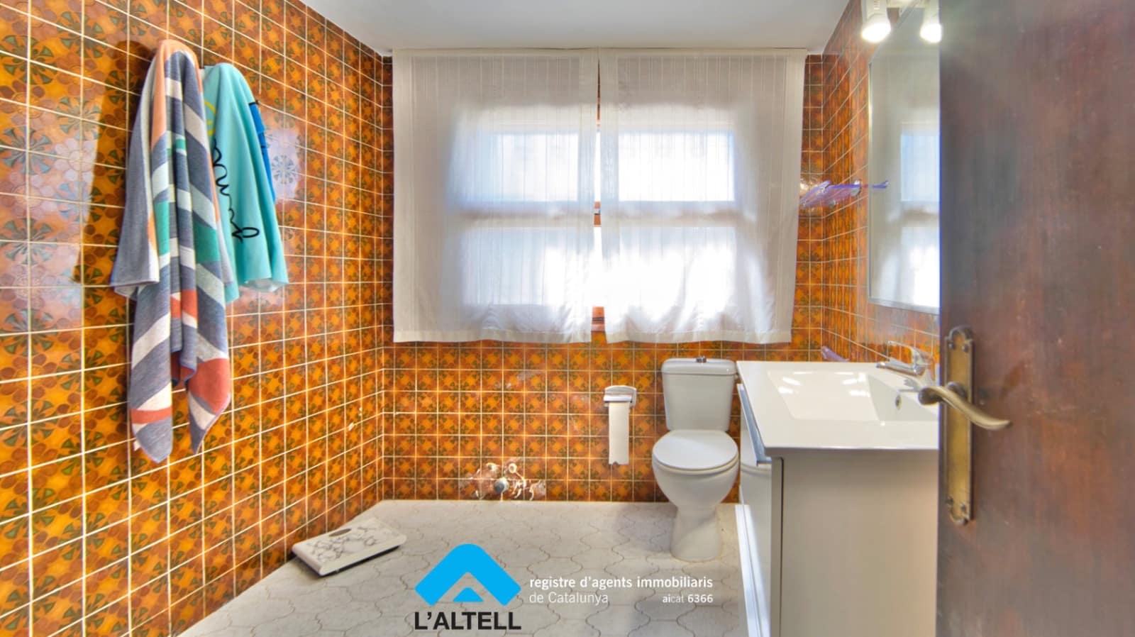 4 bedroom Villa for sale in La Garriga with pool garage - € 750,000 (Ref: 9858275)