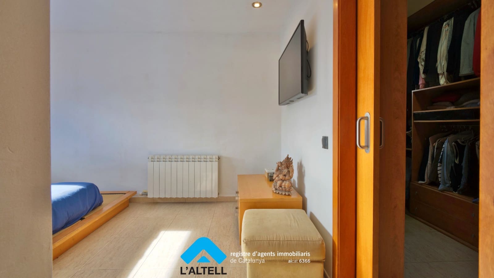 3 bedroom Villa for sale in L'Ametlla del Valles with pool garage - € 475,000 (Ref: 9883692)