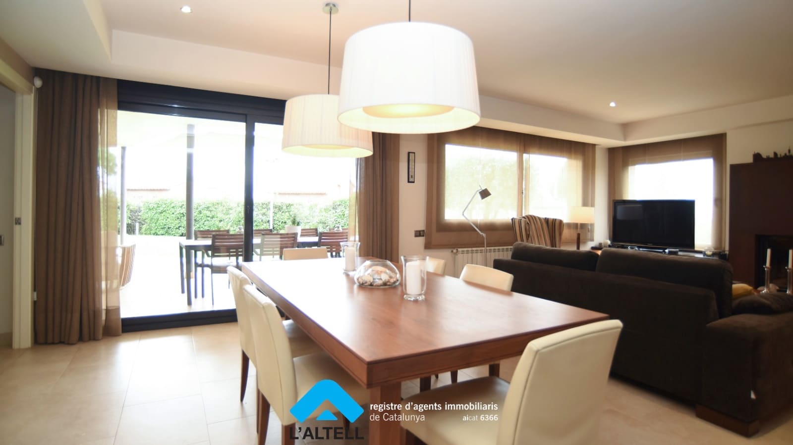 4 bedroom Villa for sale in La Garriga with pool garage - € 1,495,000 (Ref: 9892698)