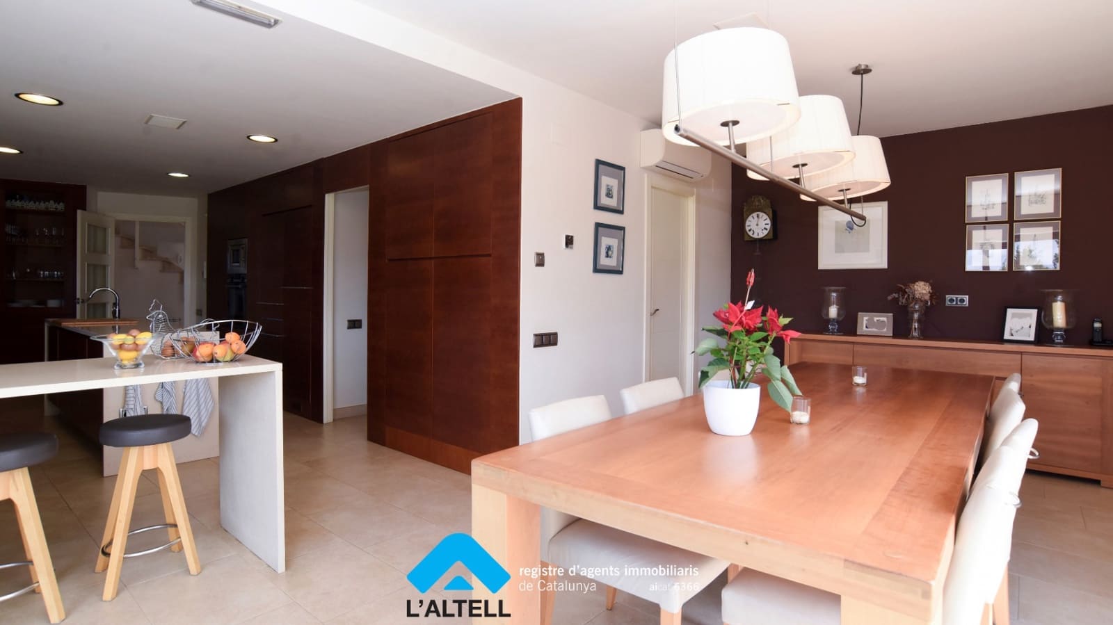 4 bedroom Villa for sale in La Garriga with pool garage - € 1,495,000 (Ref: 9892698)