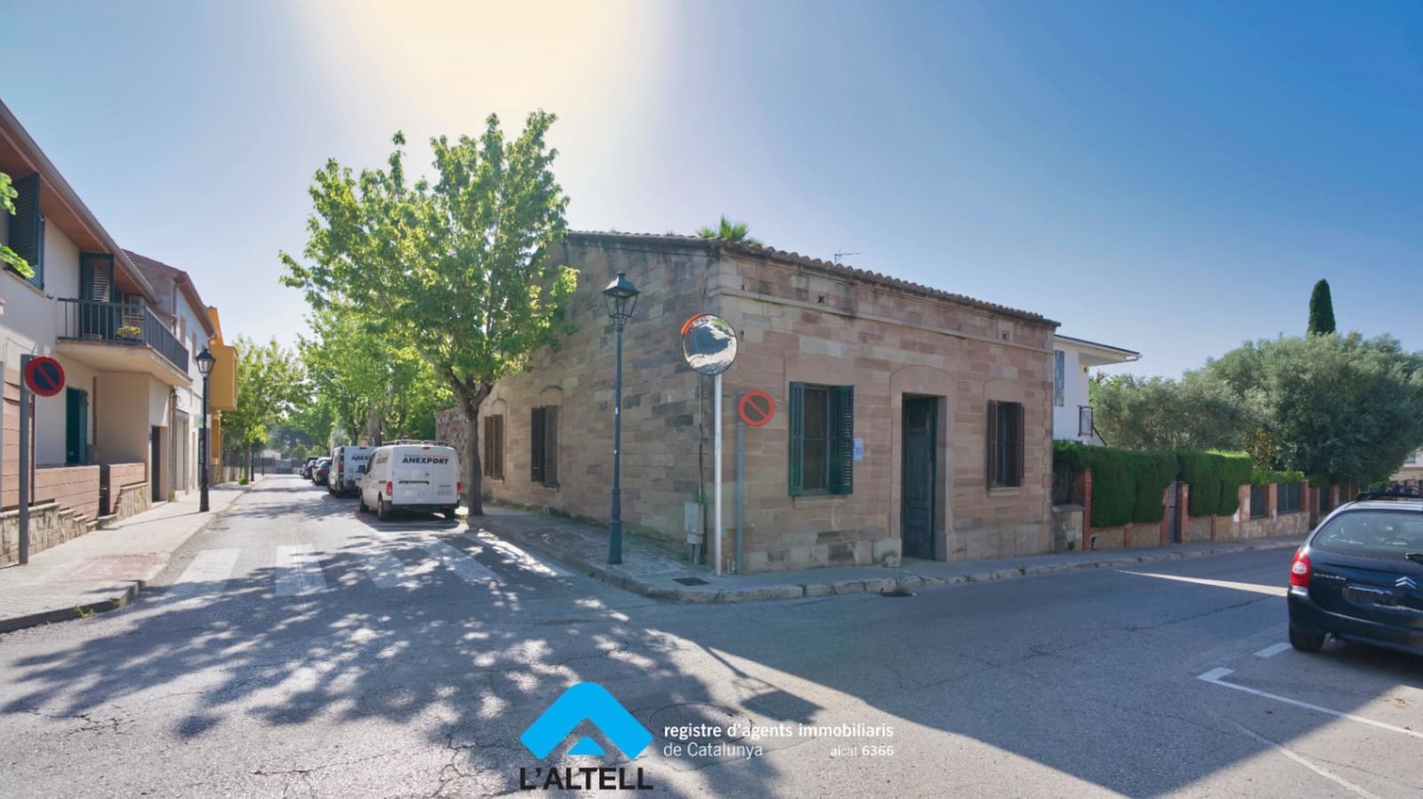 3 bedroom Townhouse for sale in L'Ametlla del Valles - € 498,000 (Ref: 9921092)