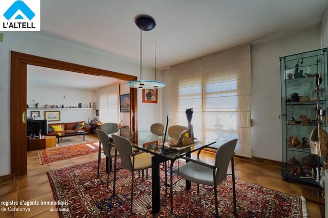 4 soverom Villa til salgs i L'Ametlla del Vallès med svømmebasseng garasje - € 1 047 000 (Ref: 9964522)