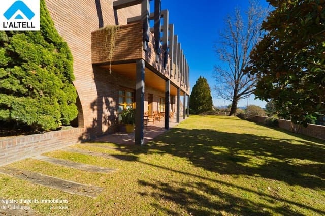 4 soverom Villa til salgs i L'Ametlla del Vallès med svømmebasseng garasje - € 1 047 000 (Ref: 9964522)