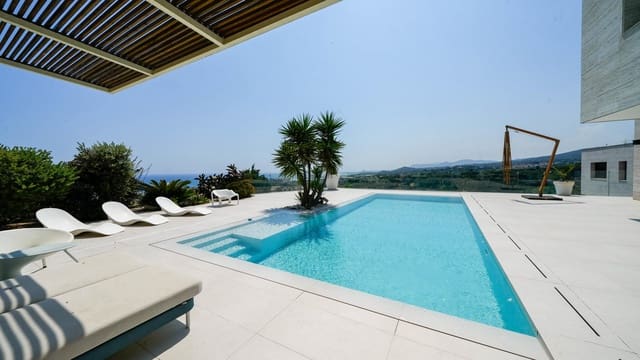 5 sypialnia Willa na sprzedaż w Sant Vicenç de Montalt z basenem garażem - 2 800 000 € (Ref: 9255875)