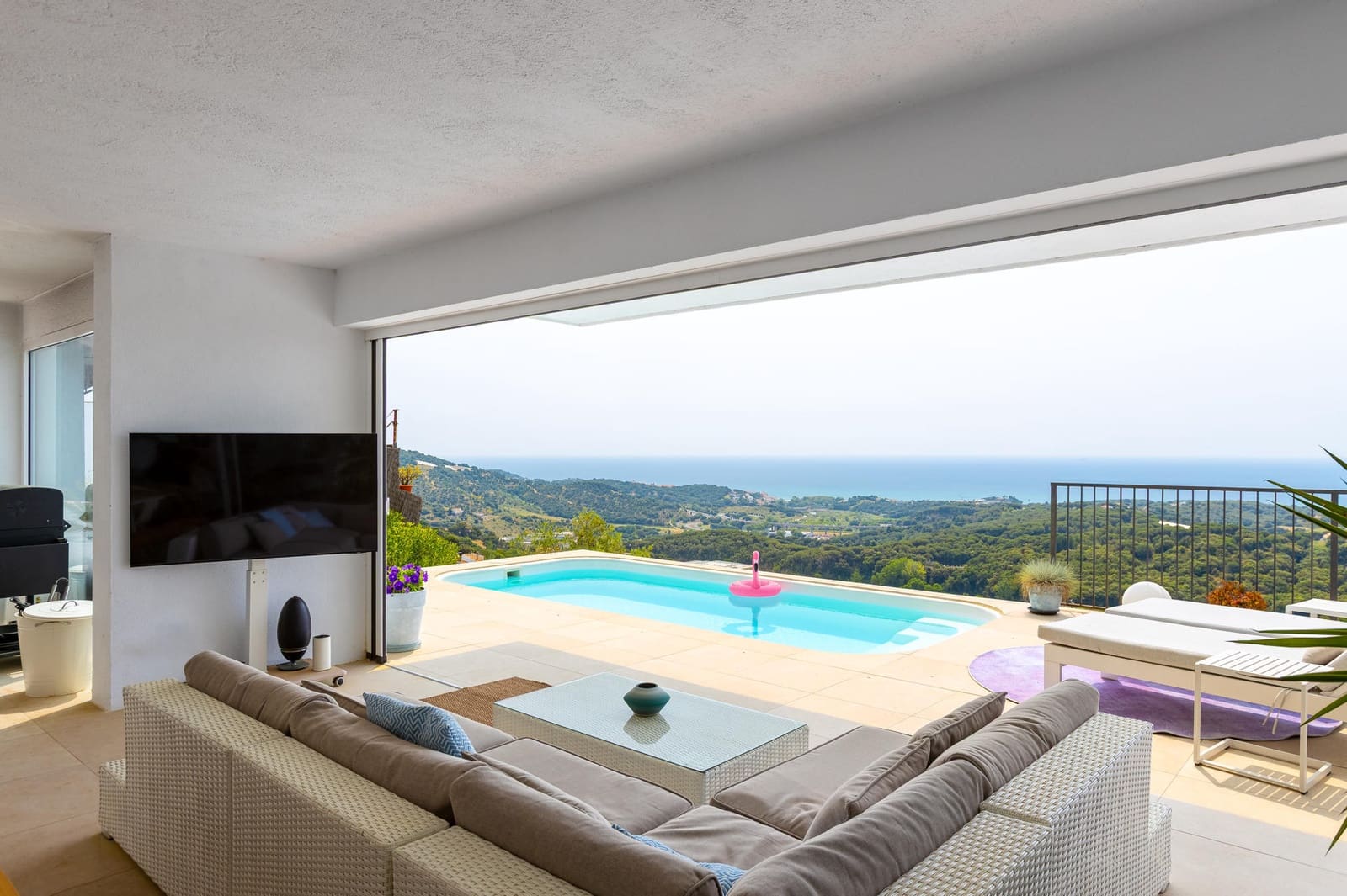 4 chambre Maison de Ville à vendre à Sant Cebria de Vallalta avec piscine garage - 695 000 € (Ref: 9256329)