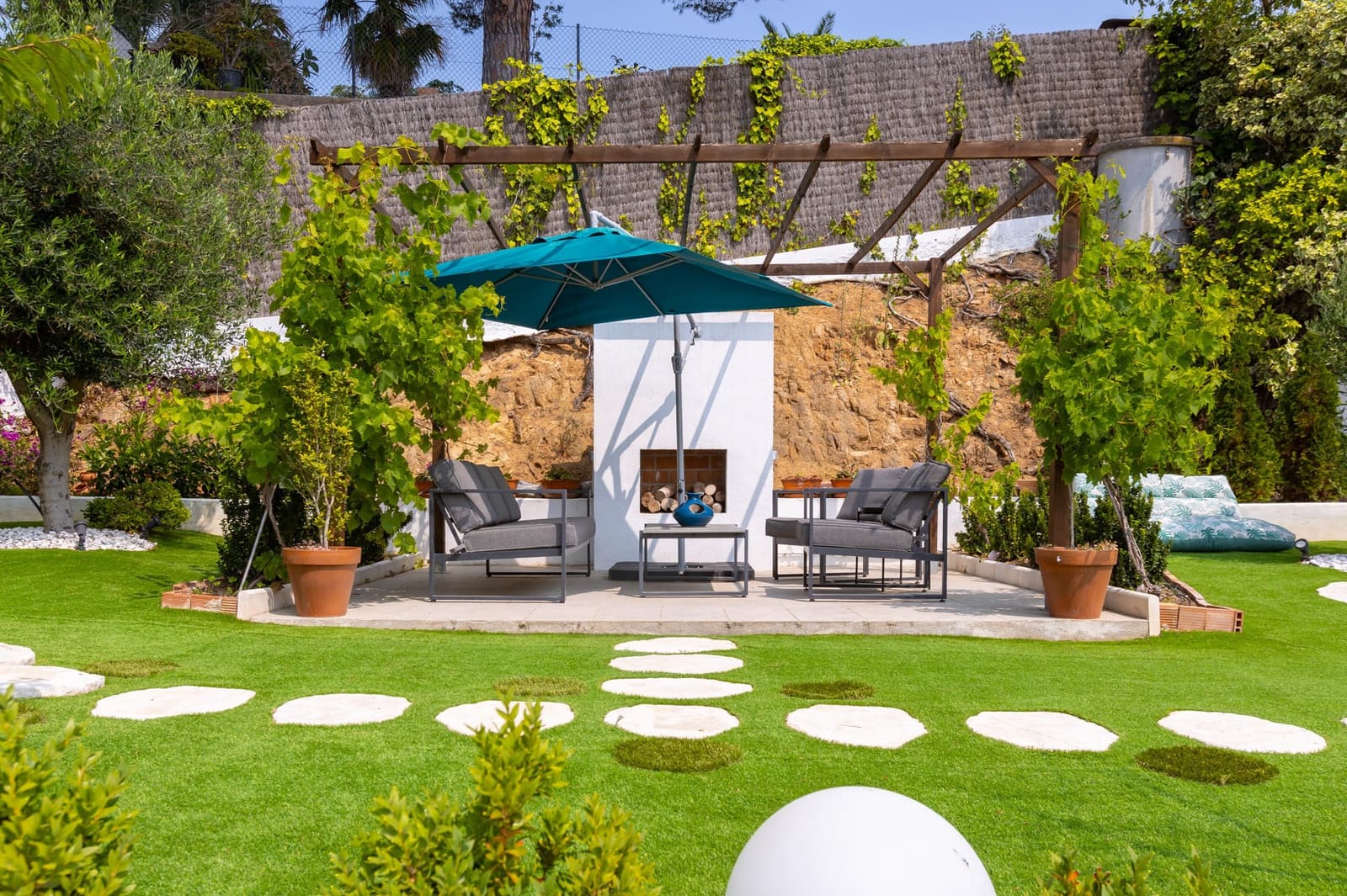 4 chambre Maison de Ville à vendre à Sant Cebria de Vallalta avec piscine garage - 695 000 € (Ref: 9256329)