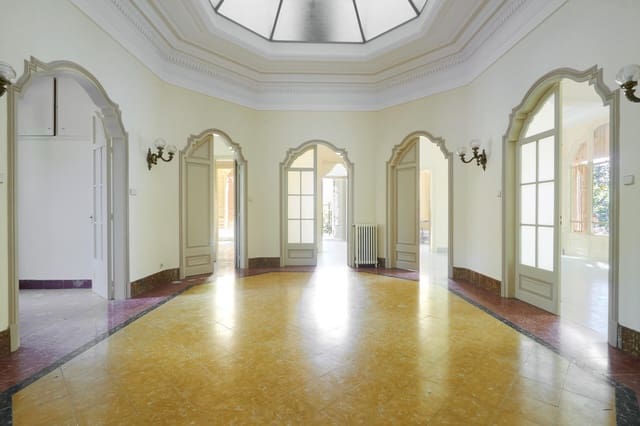 8 bedroom Townhouse for sale in Cardedeu - € 995,000 (Ref: 9272986)