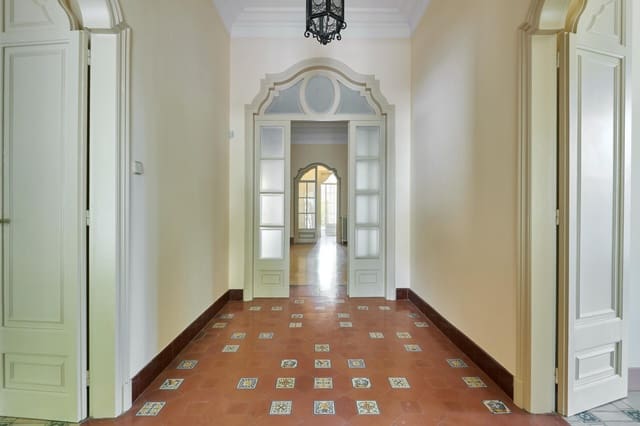 8 bedroom Townhouse for sale in Cardedeu - € 995,000 (Ref: 9272986)