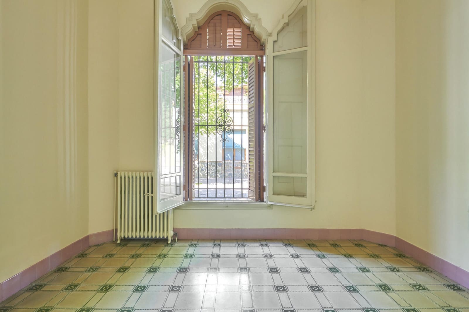 8 bedroom Townhouse for sale in Cardedeu - € 995,000 (Ref: 9272986)