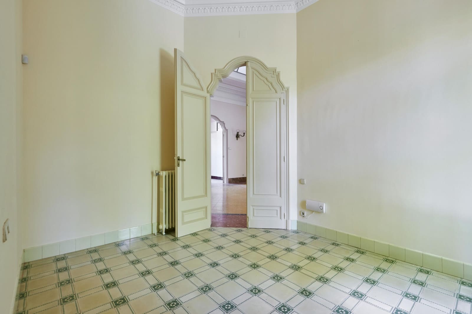 8 bedroom Townhouse for sale in Cardedeu - € 995,000 (Ref: 9272986)