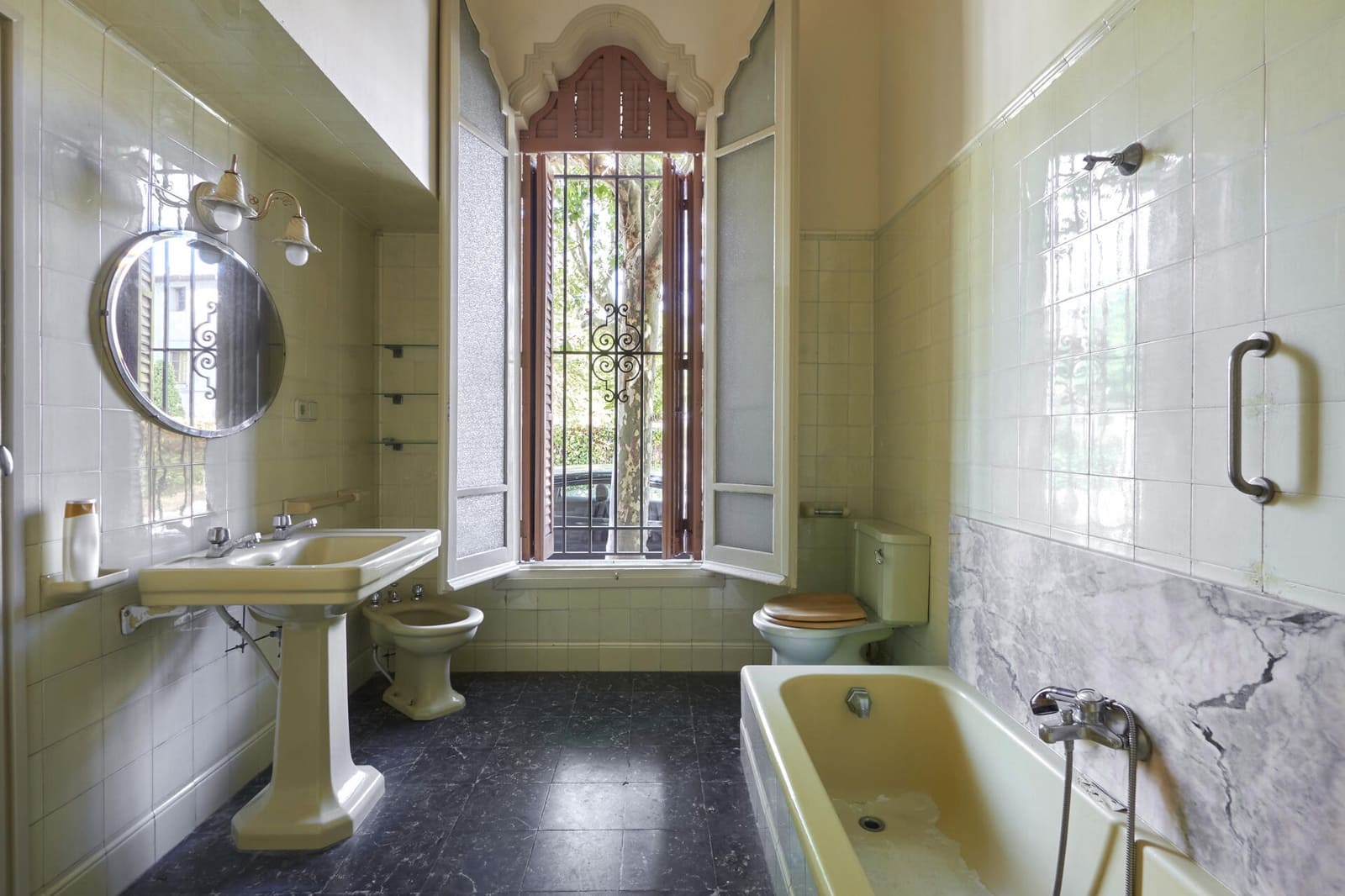 8 bedroom Townhouse for sale in Cardedeu - € 995,000 (Ref: 9272986)