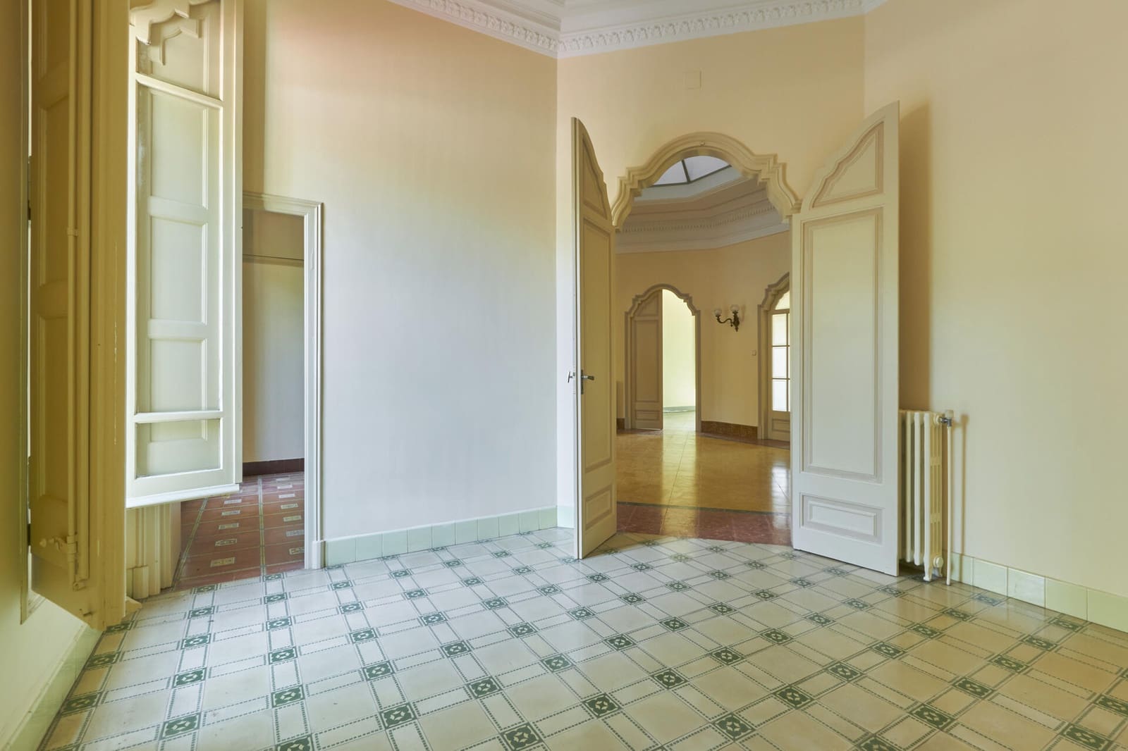 8 bedroom Townhouse for sale in Cardedeu - € 995,000 (Ref: 9272986)