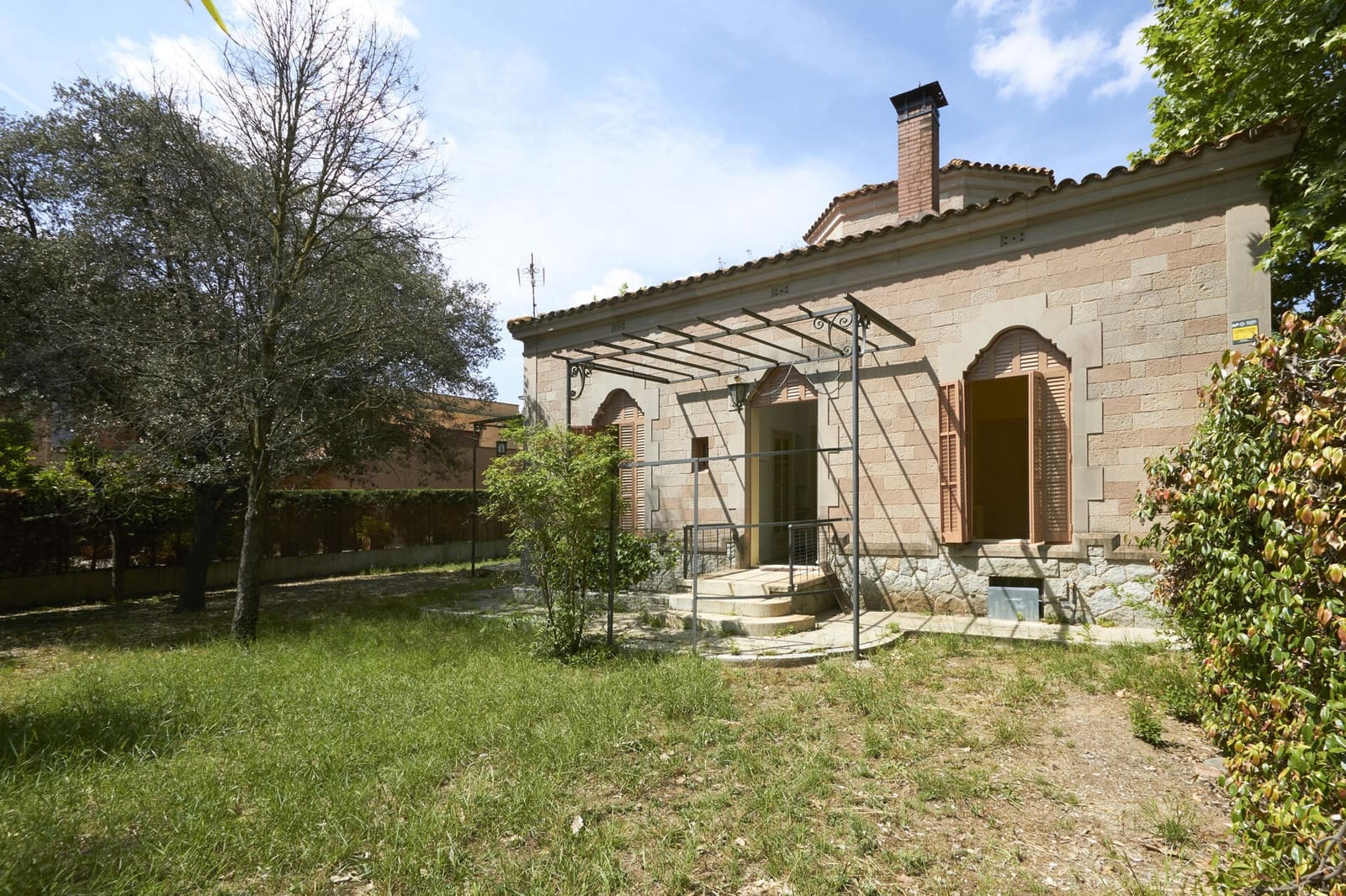 8 bedroom Townhouse for sale in Cardedeu - € 995,000 (Ref: 9272986)