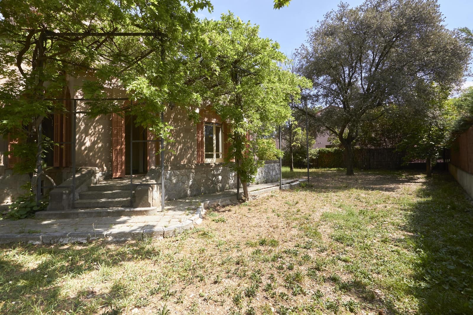 8 bedroom Townhouse for sale in Cardedeu - € 995,000 (Ref: 9272986)