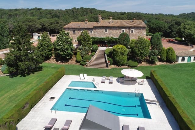 9 slaapkamer Finca/Landhuis te koop in Tordera met zwembad garage - € 3.500.000 (Ref: 9278595)