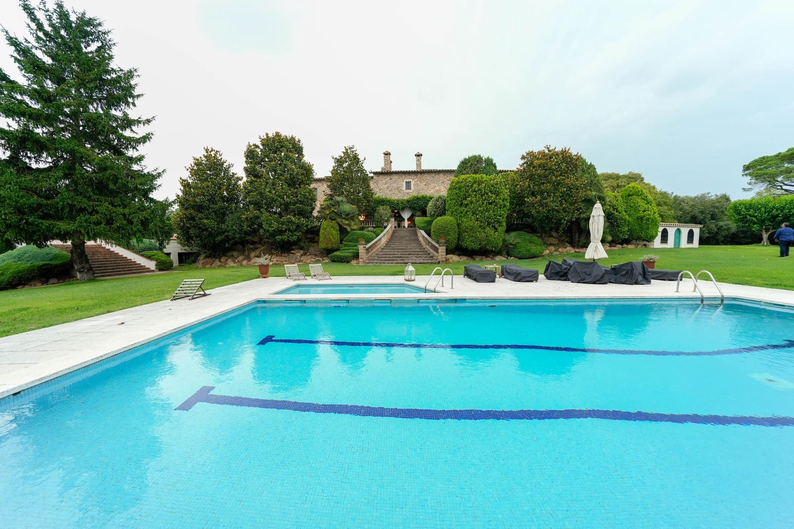 9 soveværelse Finca/Landehus til salg i Tordera med swimmingpool garage - € 3.500.000 (Ref: 9278595)