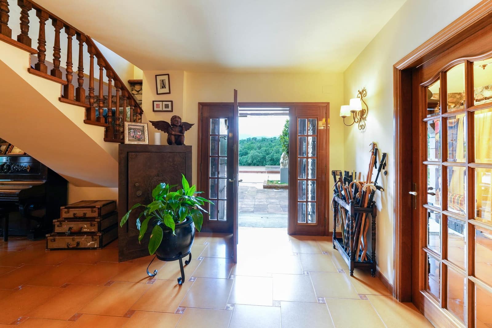 9 soveværelse Finca/Landehus til salg i Tordera med swimmingpool garage - € 3.500.000 (Ref: 9278595)