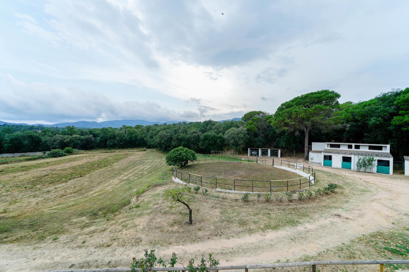 9 soveværelse Finca/Landehus til salg i Tordera med swimmingpool garage - € 3.500.000 (Ref: 9278595)