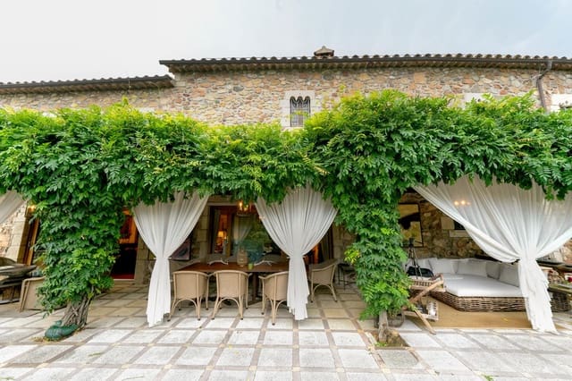 9 slaapkamer Finca/Landhuis te koop in Tordera met zwembad garage - € 3.500.000 (Ref: 9278595)