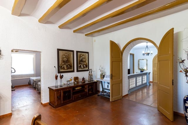 7 bedroom Townhouse for sale in Sant Pere de Vilamajor - € 998,000 (Ref: 9278596)