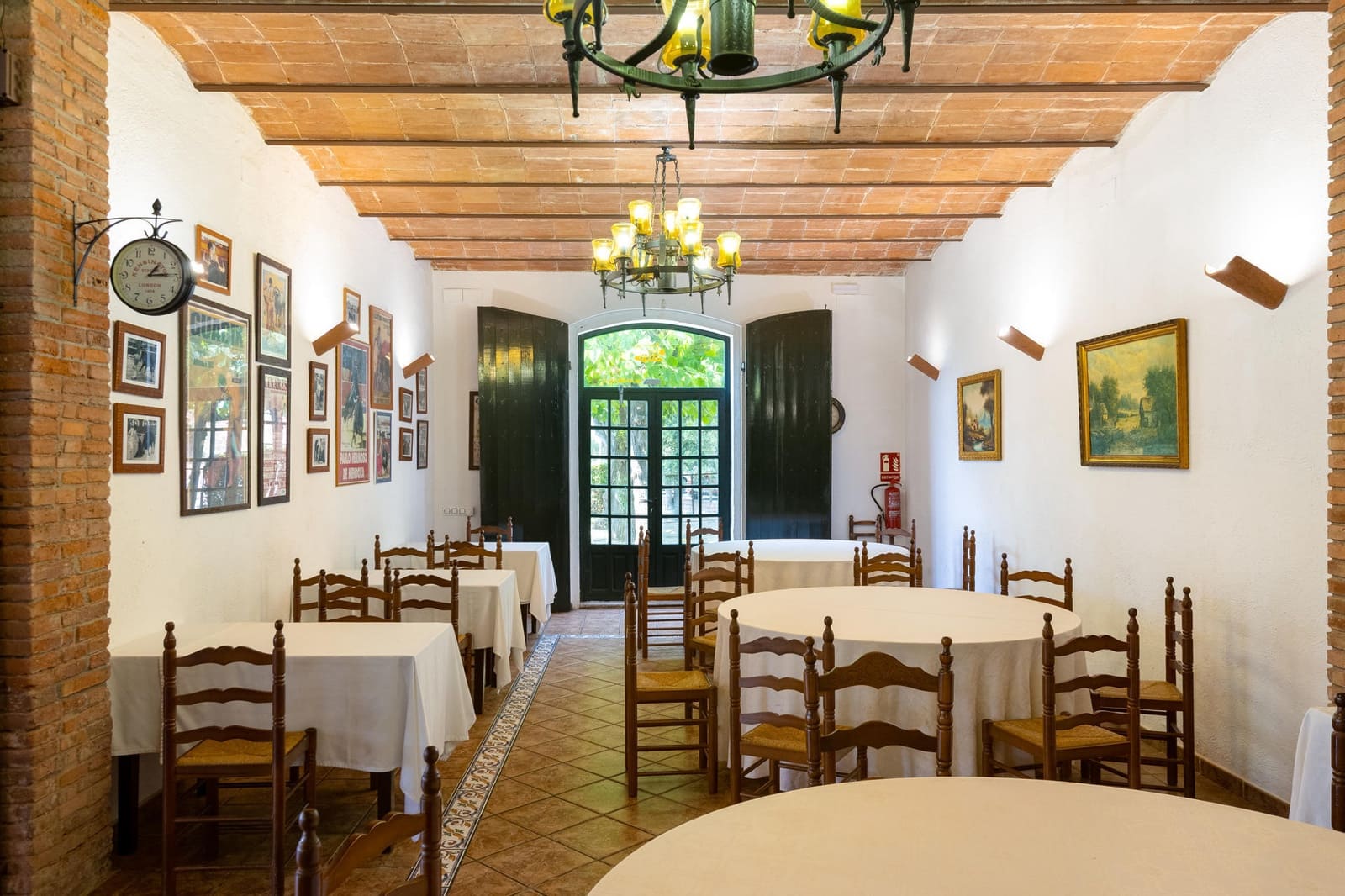 7 bedroom Townhouse for sale in Sant Pere de Vilamajor - € 998,000 (Ref: 9278596)