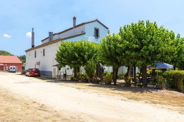 7 bedroom Townhouse for sale in Sant Pere de Vilamajor - € 998,000 (Ref: 9278596)