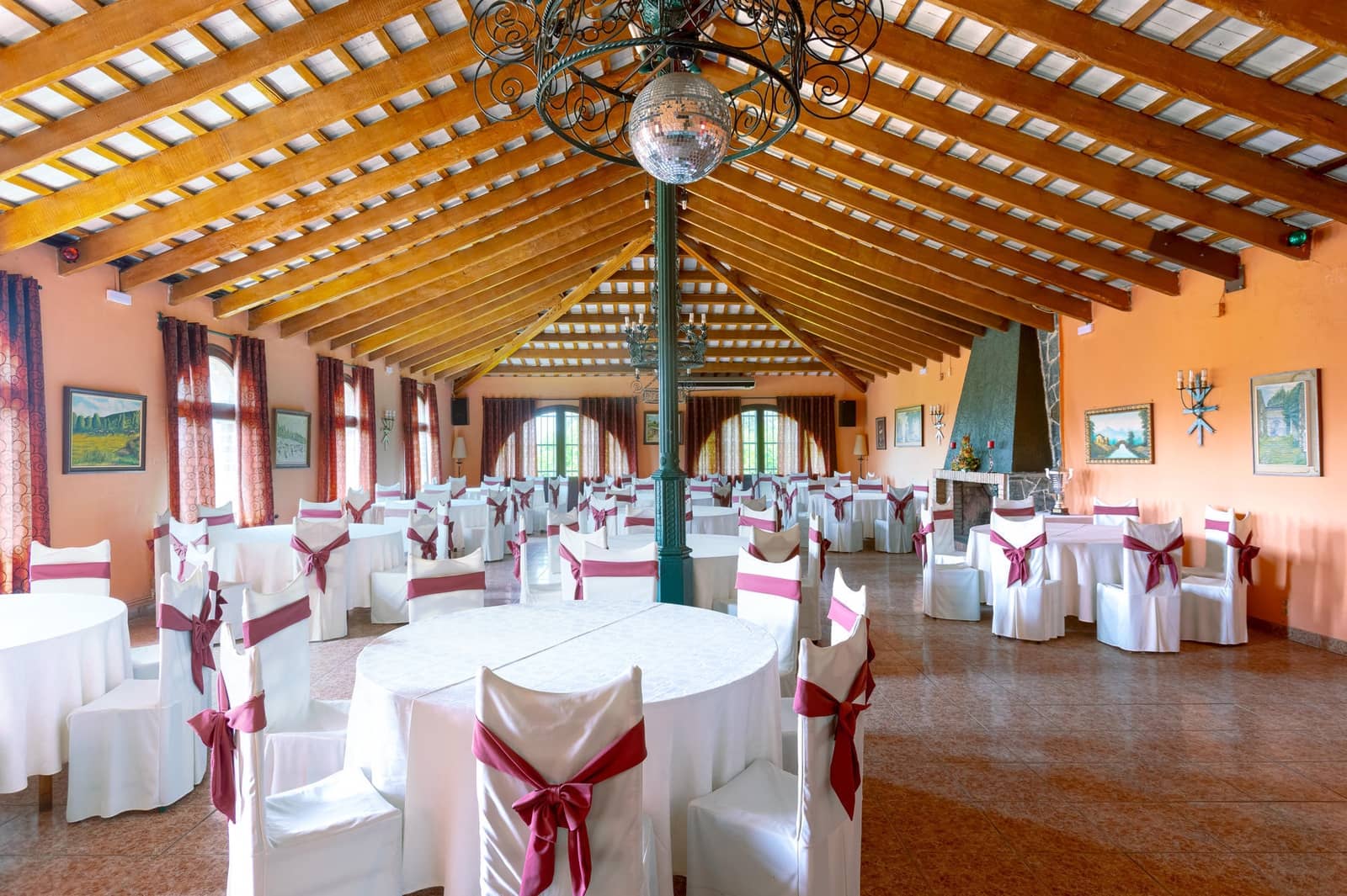 7 bedroom Townhouse for sale in Sant Pere de Vilamajor - € 998,000 (Ref: 9278596)